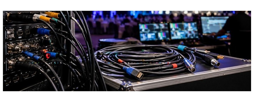Câbles vidéo événement | HDMI, SDI, diffusion écran – Symbiose Organisation