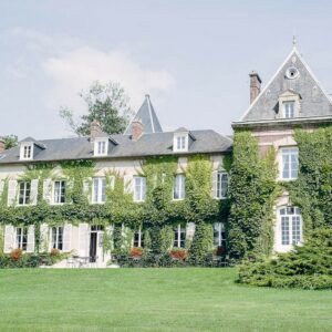 Château verdoyant, cadre romantique pour le mariage prestige du 24 août 2018, organisé par Symbiose Organisation.