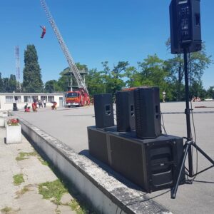 Événement pour les Pompiers de Villeneuve-Saint-Georges avec matériel de sonorisation et démonstration de sauvetage.