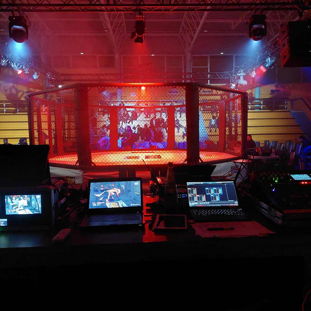 Mise en lumière et sonorisation de la compétition de MMA à Coignières, le 26 novembre 2022.