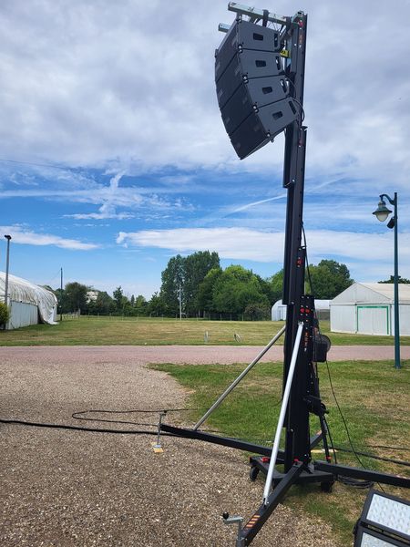 Installation d'un système de sonorisation à Mantes-la-Jolie par Symbiose Organisation le 08 juillet 2023.