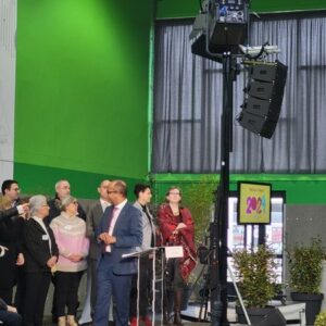 Vœux du maire de Fontenay-le-Fleury, avec installation sonore et éclairage le 4 mai 2024.