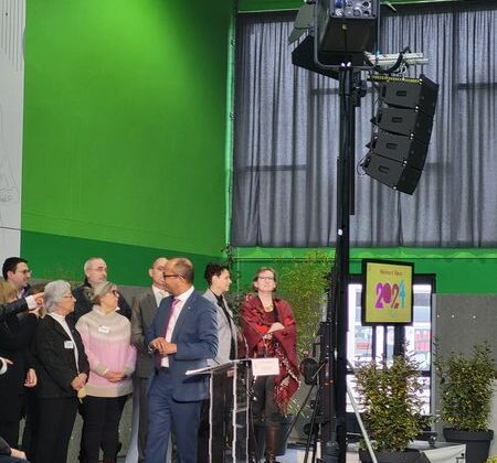 Vœux du maire de Fontenay-le-Fleury, avec installation sonore et éclairage le 4 mai 2024.